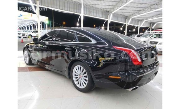 Nunua Imported Jaguar XJ Nyeusi Gari ndani ya Import - Dubai nchini Harare Nunua Imported Jaguar XJ Nyeusi Gari ndani ya Import - Dubai nchini Harare