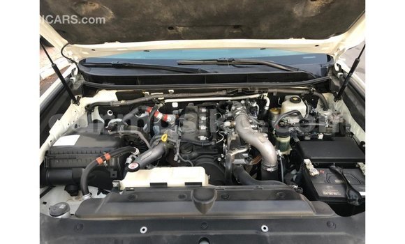 Buy Import Toyota Prado White Car in Import - Dubai in Harare Buy Import Toyota Prado White Car in Import - Dubai in Harare