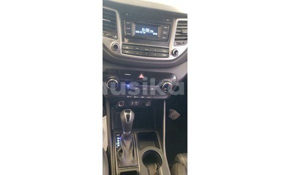 Buy Import Hyundai Tucson White Car in Import - Dubai in Harare Buy Import Hyundai Tucson White Car in Import - Dubai in Harare