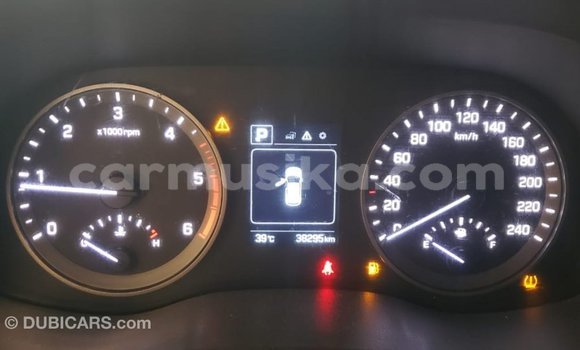 Buy Import Hyundai Tucson White Car in Import - Dubai in Harare Buy Import Hyundai Tucson White Car in Import - Dubai in Harare