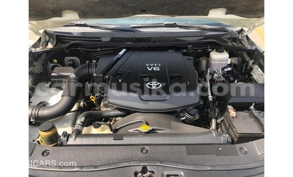 Buy Import Toyota Land Cruiser White Car in Import - Dubai in Harare Buy Import Toyota Land Cruiser White Car in Import - Dubai in Harare