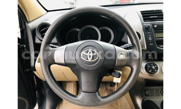 Buy Import Toyota HiAce Black Truck in Import - Dubai in Harare Buy Import Toyota HiAce Black Truck in Import - Dubai in Harare