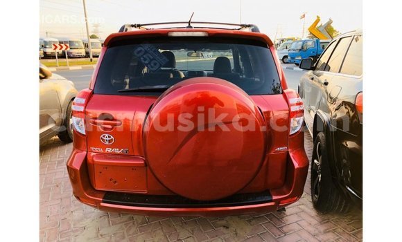Tenga Imported Toyota HiAce Tsvuku Rori in Import - Dubai in Harare Tenga Imported Toyota HiAce Tsvuku Rori in Import - Dubai in Harare