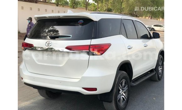 Buy Import Toyota Fortuner White Car in Import - Dubai in Harare Buy Import Toyota Fortuner White Car in Import - Dubai in Harare