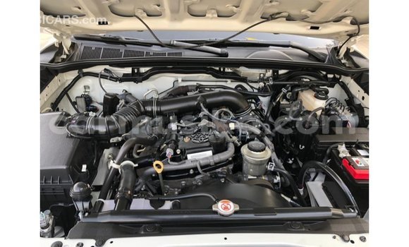 Buy Import Toyota Fortuner White Car in Import - Dubai in Harare Buy Import Toyota Fortuner White Car in Import - Dubai in Harare