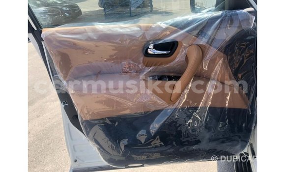 Buy Import Nissan Patrol White Car in Import - Dubai in Harare Buy Import Nissan Patrol White Car in Import - Dubai in Harare