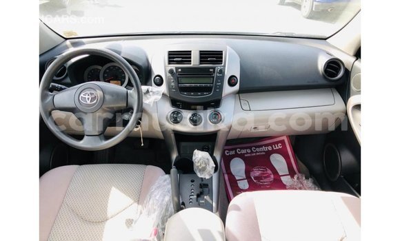 Buy Import Toyota HiAce Blue Truck in Import - Dubai in Harare Buy Import Toyota HiAce Blue Truck in Import - Dubai in Harare