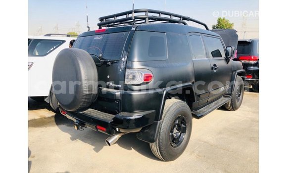Buy Import Toyota FJ Cruiser Black Car in Import - Dubai in Harare Buy Import Toyota FJ Cruiser Black Car in Import - Dubai in Harare