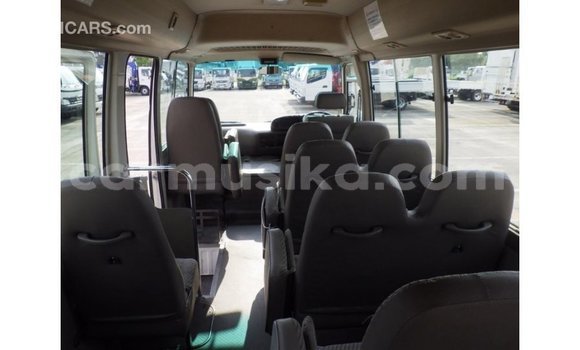 Tenga Imported Toyota Coaster Chena Mota in Import - Dubai in Harare Tenga Imported Toyota Coaster Chena Mota in Import - Dubai in Harare