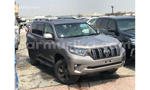 Tenga Imported Toyota Prado Bhurawuni Mota in Import - Dubai in Harare Tenga Imported Toyota Prado Bhurawuni Mota in Import - Dubai in Harare