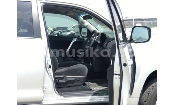 Tenga Imported Toyota Prado Zvimwe Mota in Import - Dubai in Harare Tenga Imported Toyota Prado Zvimwe Mota in Import - Dubai in Harare