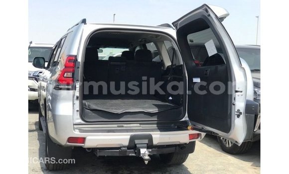 Tenga Imported Toyota Prado Zvimwe Mota in Import - Dubai in Harare Tenga Imported Toyota Prado Zvimwe Mota in Import - Dubai in Harare