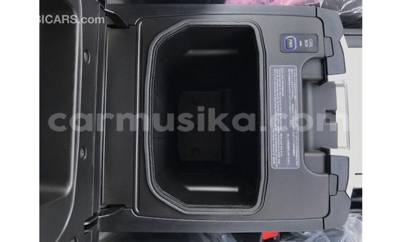 Tenga Imported Toyota Land Cruiser Zvimwe Mota in Import - Dubai in Harare Tenga Imported Toyota Land Cruiser Zvimwe Mota in Import - Dubai in Harare