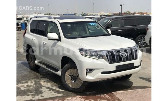 Tenga Imported Toyota Prado Chena Mota in Import - Dubai in Harare Tenga Imported Toyota Prado Chena Mota in Import - Dubai in Harare