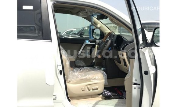 Tenga Imported Toyota Prado Chena Mota in Import - Dubai in Harare Tenga Imported Toyota Prado Chena Mota in Import - Dubai in Harare