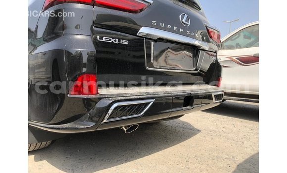 Acheter Import Voiture Lexus LX Noir à Import - Dubai, Harare Acheter Import Voiture Lexus LX Noir à Import - Dubai, Harare