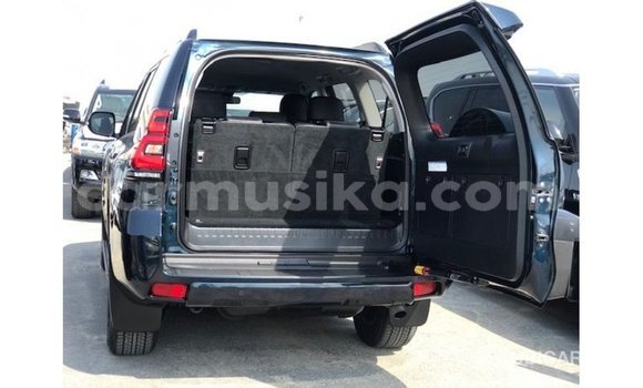 Nunua Imported Toyota Prado Bluu Gari ndani ya Import - Dubai nchini Harare Nunua Imported Toyota Prado Bluu Gari ndani ya Import - Dubai nchini Harare