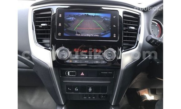 Nunua Imported Mitsubishi i Bluu Gari ndani ya Import - Dubai nchini Harare Nunua Imported Mitsubishi i Bluu Gari ndani ya Import - Dubai nchini Harare