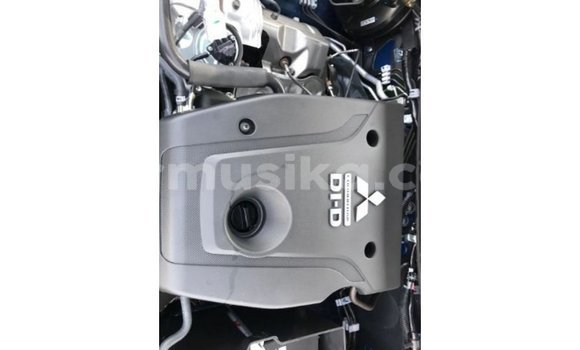 Nunua Imported Mitsubishi i Bluu Gari ndani ya Import - Dubai nchini Harare Nunua Imported Mitsubishi i Bluu Gari ndani ya Import - Dubai nchini Harare
