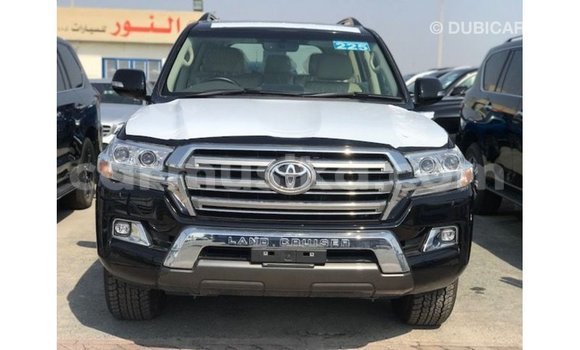 Nunua Imported Toyota Land Cruiser Nyeusi Gari ndani ya Import - Dubai nchini Harare Nunua Imported Toyota Land Cruiser Nyeusi Gari ndani ya Import - Dubai nchini Harare