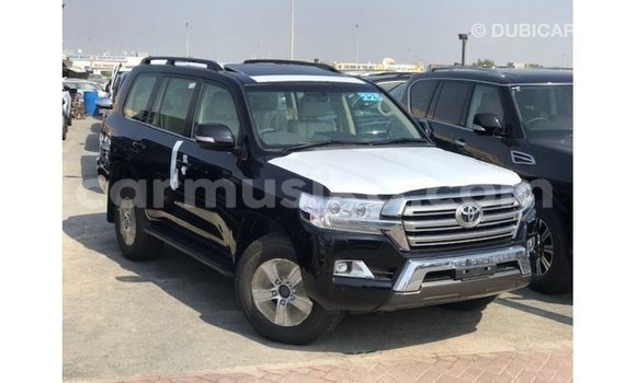 Nunua Imported Toyota Land Cruiser Nyeusi Gari ndani ya Import - Dubai nchini Harare Nunua Imported Toyota Land Cruiser Nyeusi Gari ndani ya Import - Dubai nchini Harare