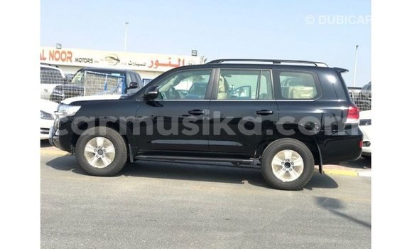 Nunua Imported Toyota Land Cruiser Nyeusi Gari ndani ya Import - Dubai nchini Harare Nunua Imported Toyota Land Cruiser Nyeusi Gari ndani ya Import - Dubai nchini Harare