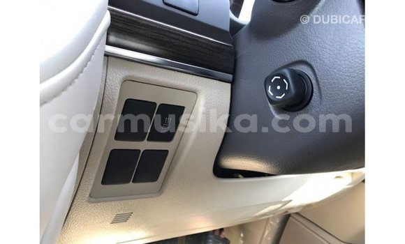 Nunua Imported Toyota Land Cruiser Nyeusi Gari ndani ya Import - Dubai nchini Harare Nunua Imported Toyota Land Cruiser Nyeusi Gari ndani ya Import - Dubai nchini Harare