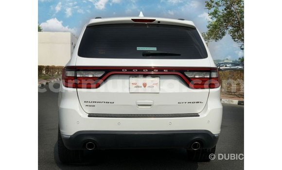 Acheter Import Voiture Dodge Durango Blanc à Import - Dubai, Harare Acheter Import Voiture Dodge Durango Blanc à Import - Dubai, Harare