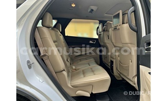 Acheter Import Voiture Dodge Durango Blanc à Import - Dubai, Harare Acheter Import Voiture Dodge Durango Blanc à Import - Dubai, Harare