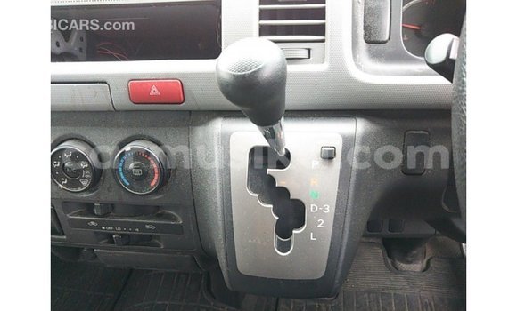 Tenga Imported Toyota Hiace Chena Mota in Import - Dubai in Harare Tenga Imported Toyota Hiace Chena Mota in Import - Dubai in Harare