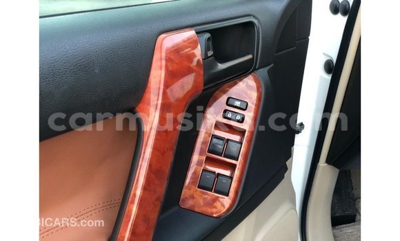 Tenga Imported Toyota Prado Chena Mota in Import - Dubai in Harare Tenga Imported Toyota Prado Chena Mota in Import - Dubai in Harare