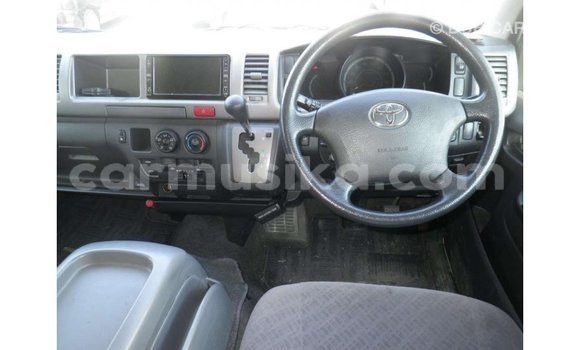 Tenga Imported Toyota Hiace Chena Mota in Import - Dubai in Harare Tenga Imported Toyota Hiace Chena Mota in Import - Dubai in Harare