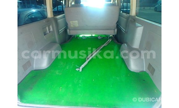 Tenga Imported Toyota Hiace Chena Mota in Import - Dubai in Harare Tenga Imported Toyota Hiace Chena Mota in Import - Dubai in Harare
