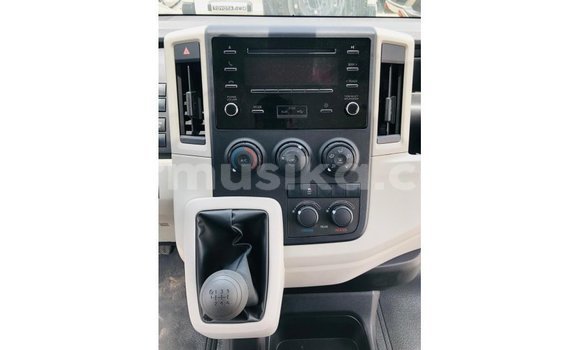 Buy Import Toyota Hiace White Car in Import - Dubai in Harare Buy Import Toyota Hiace White Car in Import - Dubai in Harare