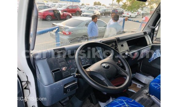 Buy Import Mitsubishi Canter White Truck in Import - Dubai in Harare Buy Import Mitsubishi Canter White Truck in Import - Dubai in Harare