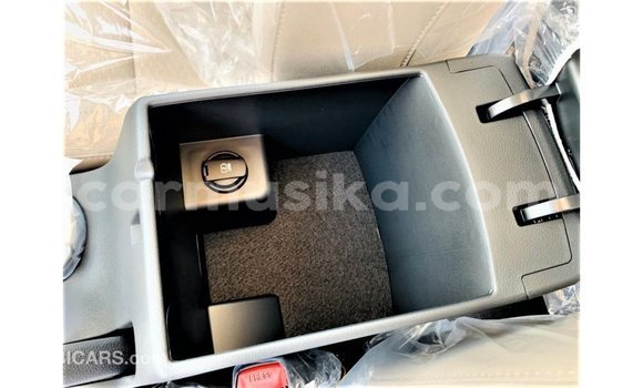 Acheter Import Voiture Hyundai Elantra Blanc à Import - Dubai, Harare Acheter Import Voiture Hyundai Elantra Blanc à Import - Dubai, Harare