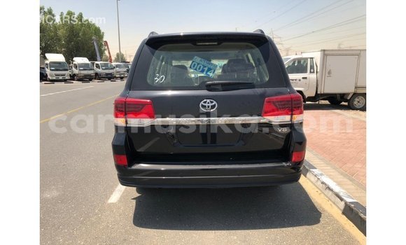 Buy Import Toyota Land Cruiser Black Car in Import - Dubai in Harare Buy Import Toyota Land Cruiser Black Car in Import - Dubai in Harare