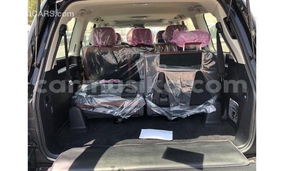 Buy Import Toyota Land Cruiser Black Car in Import - Dubai in Harare Buy Import Toyota Land Cruiser Black Car in Import - Dubai in Harare