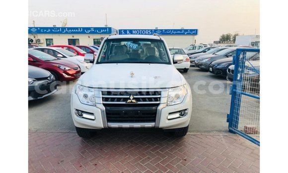 Buy Import Mitsubishi Pajero White Car in Import - Dubai in Harare Buy Import Mitsubishi Pajero White Car in Import - Dubai in Harare