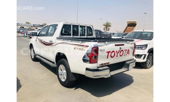 Buy Import Toyota Hilux White Car in Import - Dubai in Harare Buy Import Toyota Hilux White Car in Import - Dubai in Harare