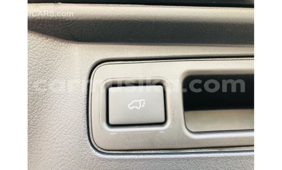 Acheter Import Voiture Toyota Fortuner Noir à Import - Dubai, Harare Acheter Import Voiture Toyota Fortuner Noir à Import - Dubai, Harare