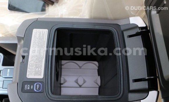 Acheter Import Voiture Toyota Prado Noir à Import - Dubai, Harare Acheter Import Voiture Toyota Prado Noir à Import - Dubai, Harare