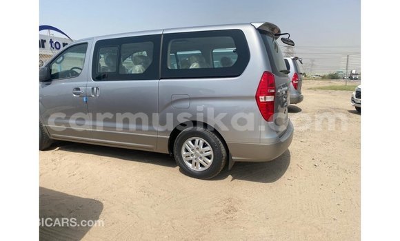 Acheter Import Voiture Hyundai Accent Autre à Import - Dubai, Harare Acheter Import Voiture Hyundai Accent Autre à Import - Dubai, Harare