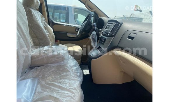 Acheter Import Voiture Hyundai Accent Autre à Import - Dubai, Harare Acheter Import Voiture Hyundai Accent Autre à Import - Dubai, Harare