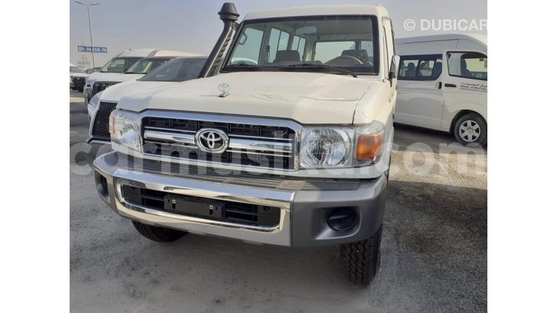 Big with watermark toyota land cruiser harare import dubai 16530