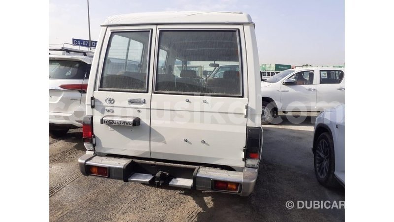 Big with watermark toyota land cruiser harare import dubai 16530