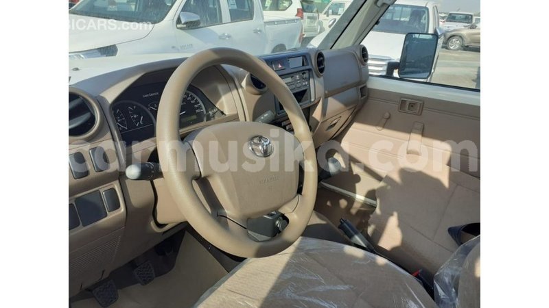 Big with watermark toyota land cruiser harare import dubai 16530