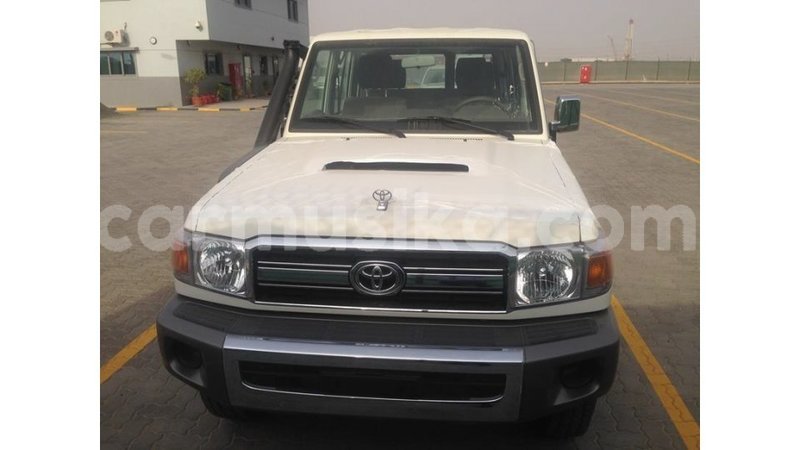 Big with watermark toyota land cruiser harare import dubai 16532