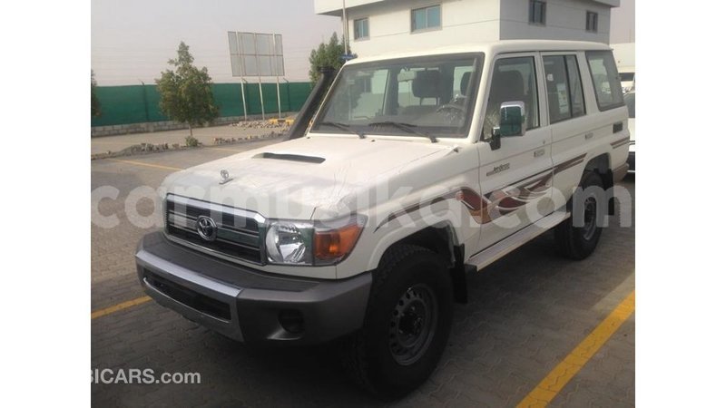 Big with watermark toyota land cruiser harare import dubai 16532