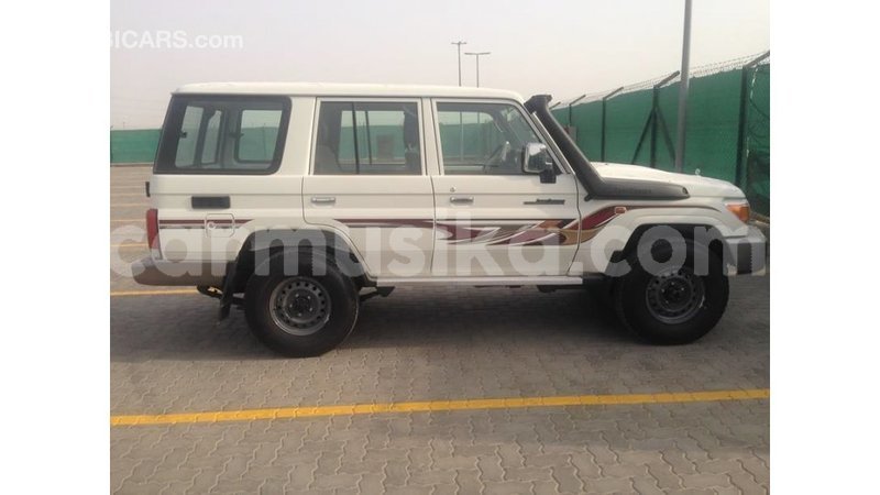 Big with watermark toyota land cruiser harare import dubai 16532